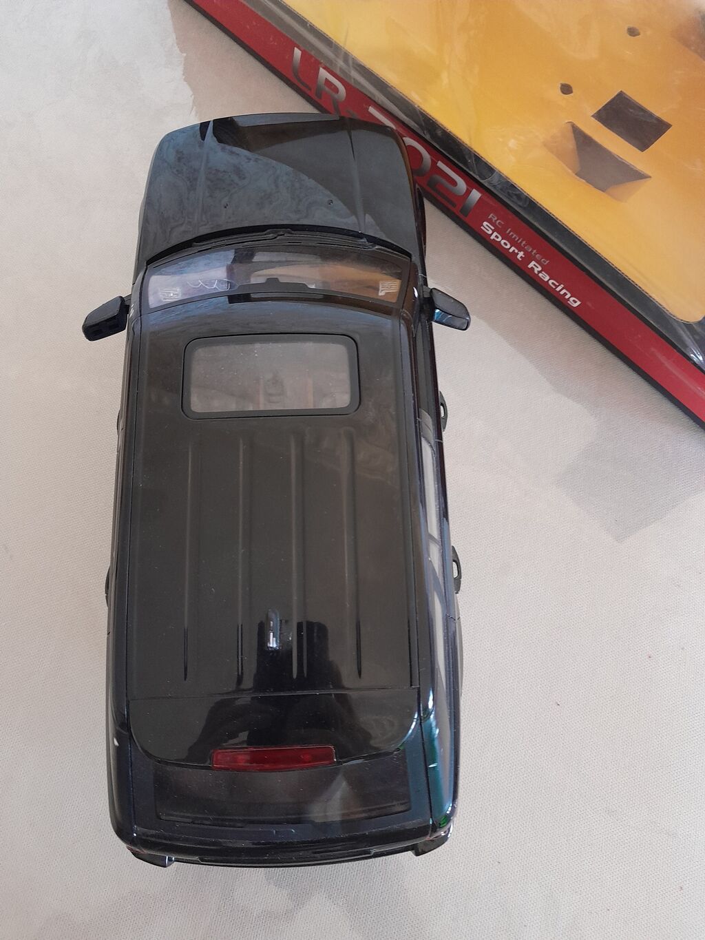 Range rover 1:14 ölcudur. Plastikdir, evveler pultu masin olub — Modellar, Bakı (4)