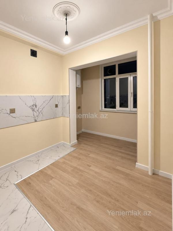 Satılır 2 otaqlı Bina evi menzil (Köhnə tikili), 75 m², Xətai rayonu — Mənzil, Bakı (9)