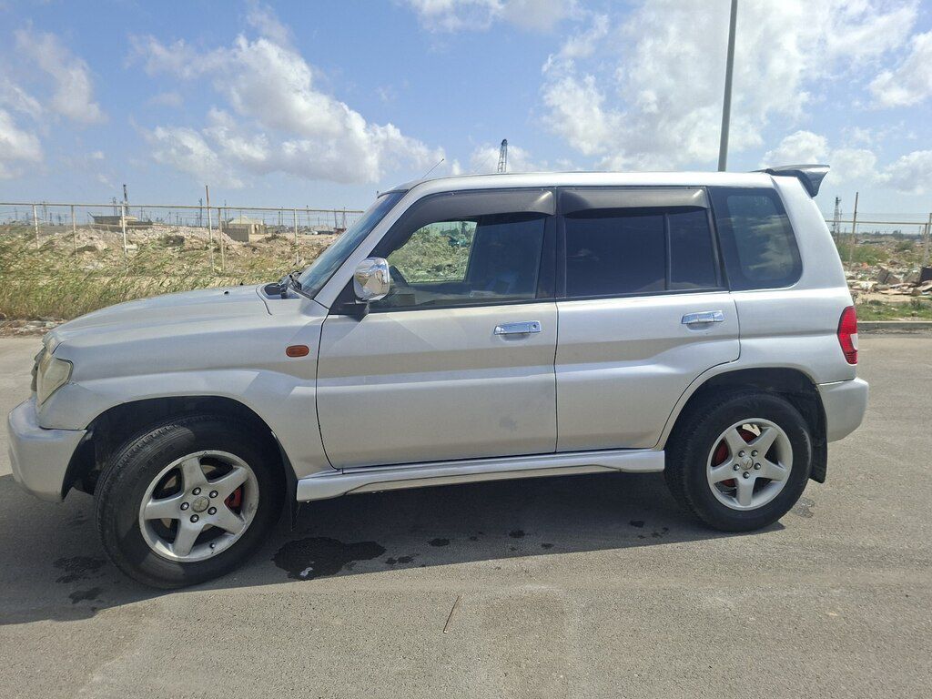 Mitsubishi Pajero io, 2.0 L, 2001 il, 388 000 km — Avtomobillər, Bakı (3)