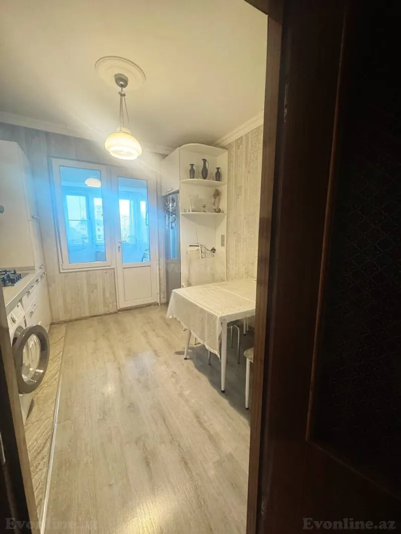Satılır 4 otaqlı Mənzil Köhnə tikili 85 m² Bakı, Xətai r., Əhmədli m — Mənzil, Bakı (3)