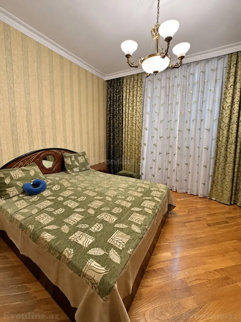Satılır 3 otaqlı Mənzil Köhnə tikili 74 m² Bakı, Nərimanov r., Nəriman Nərimanov m — Mənzil, Bakı (6)