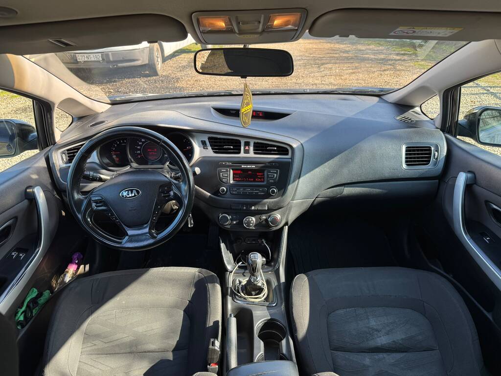 Kia Ceed, 1.4 L, 2013 il, 318 000 km 01-CR-163 — Avtomobillər, Bakı (9)