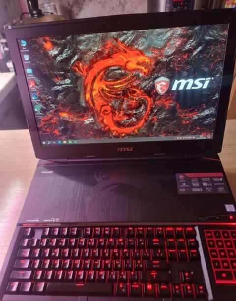 Noutbuk MSI GT83VR Titan SLI — Bakı