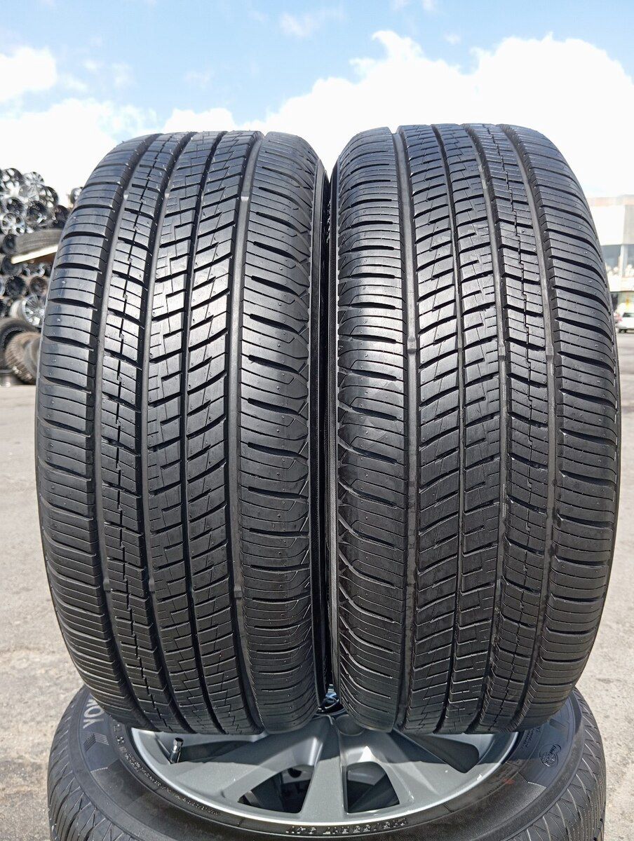 Yokohama şinləri 215/55 R17 — Ehtiyat hissələri və aksesuarlar, Bakı
