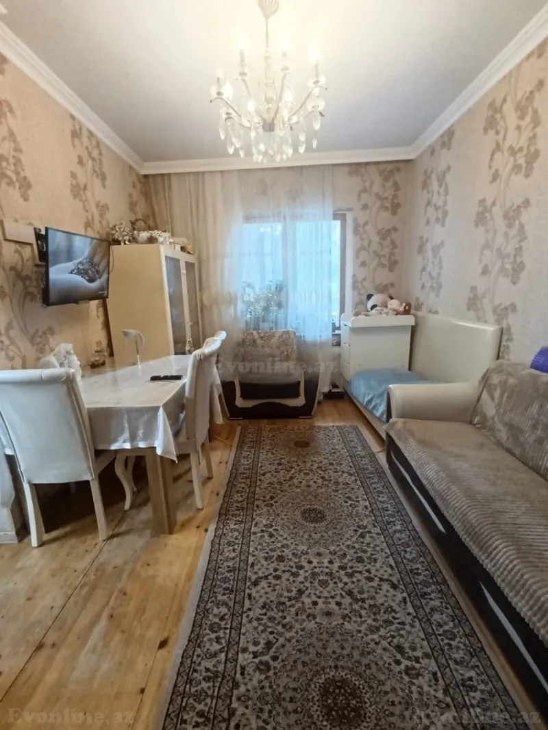 Satılır 3 otaqlı Mənzil Köhnə tikili 80 m² Bakı, Binəqədi r., Azadlıq prospekti m., 8-ci mikrorayon — Mənzil, Bakı (2)
