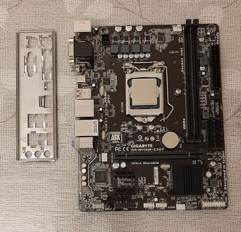 Bundle satılır - 130 AZN Ana plata Gigabyte GA-H110M-S2HP (DDR4) — Komponentlər
