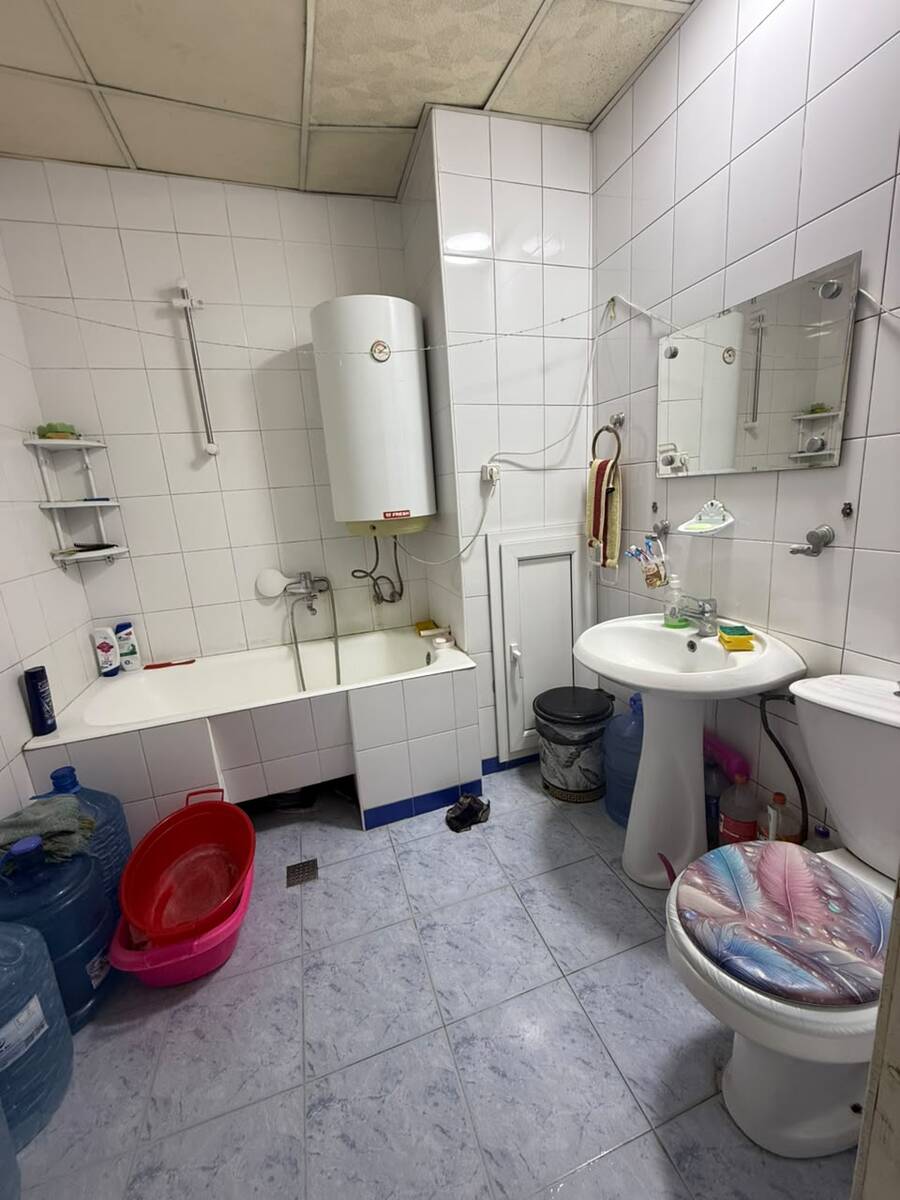 Satılır 2 otaqlı köhnə tikili 65 m² — Mənzil, Bakı (11)