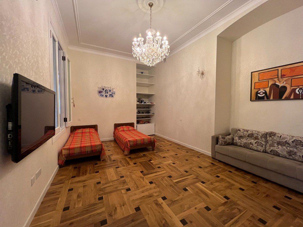 4-otaqlı mənzil kirayə verilir, Səbail r., 200 m² — Mənzil, Bakı (6)