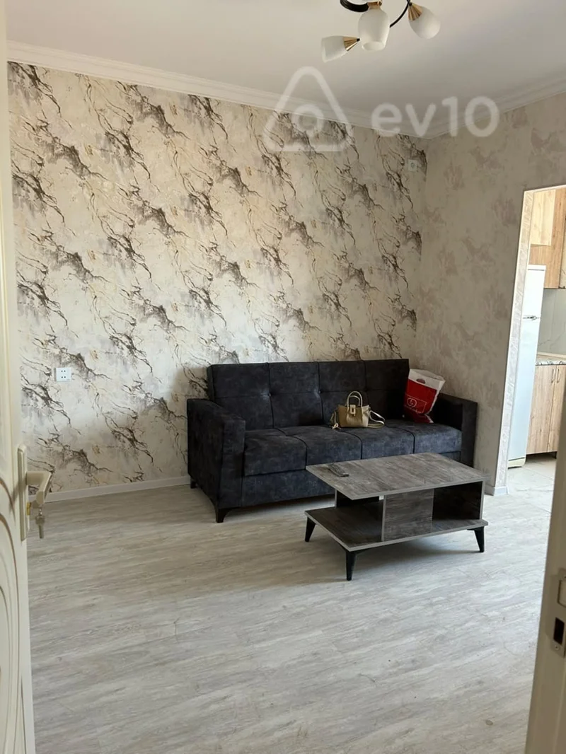 2 otaqlı mənzil, 45 m², Zaur Şərifov — kirayə — Bakı