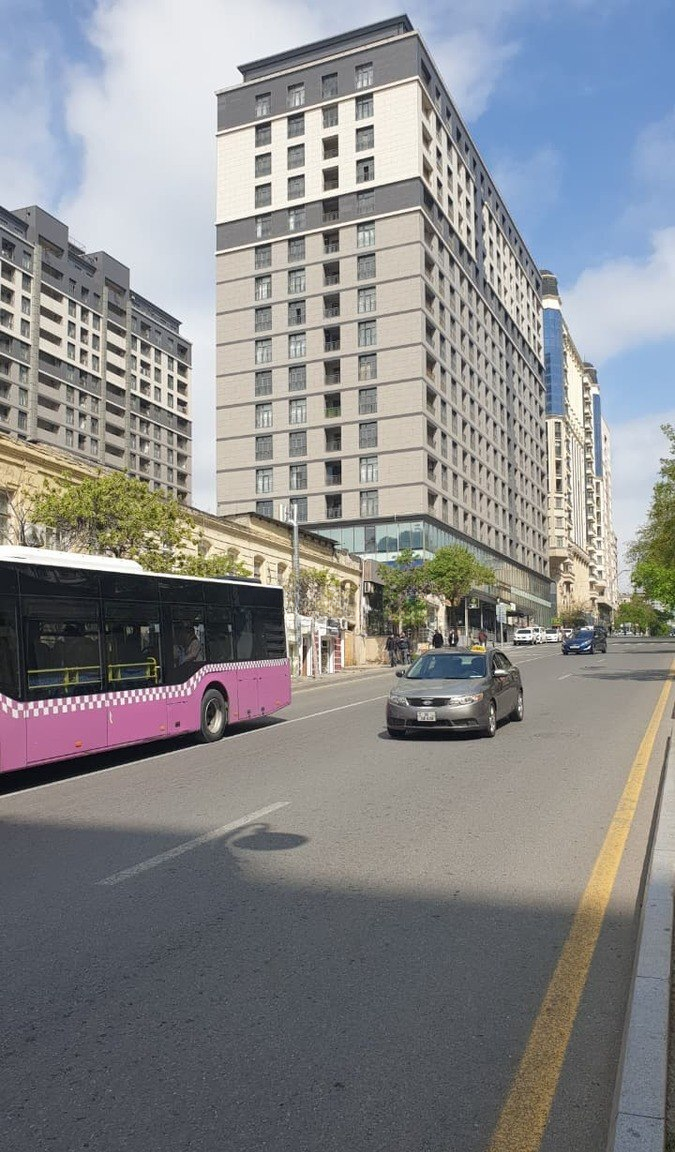 2 otaqlı mənzil 111 m² satılır — Bakı