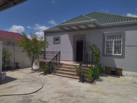Satılır 3 otaqlı həyət evi/bağ evi 100 m² — Bakı