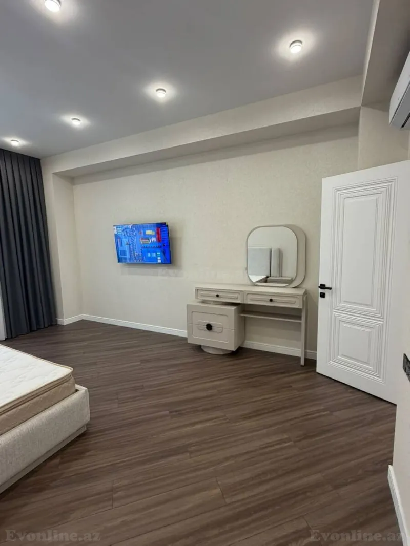 Kirayə verilir 3 otaqlı Mənzil Yeni tikili 160 m² Bakı, Xətai r., Ağ şəhər — Mənzil, Bakı (7)