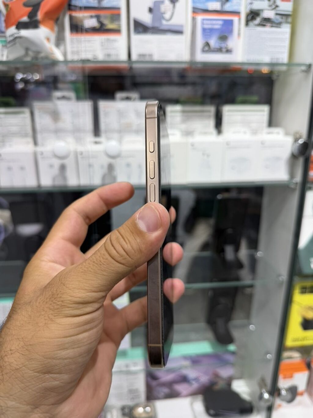 IPhone 16 Pro Max, 256 GB, Qızılı, Face ID — Apple iPhone, Bakı (3)