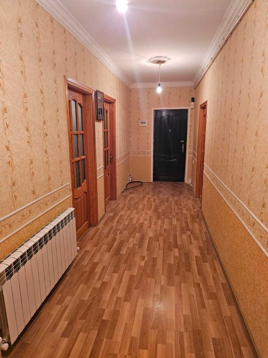 İcarəyə verilir 5 otaqlı köhnə tikili 110 m² — Mənzil, Bakı (7)