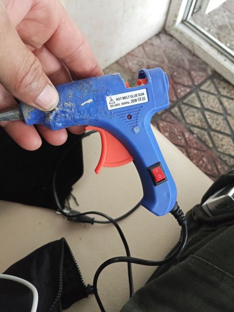 Məhsul: Elektrik isti yapışqan tapançası (Hot Melt Glue Gun) — Elektrik alətləri