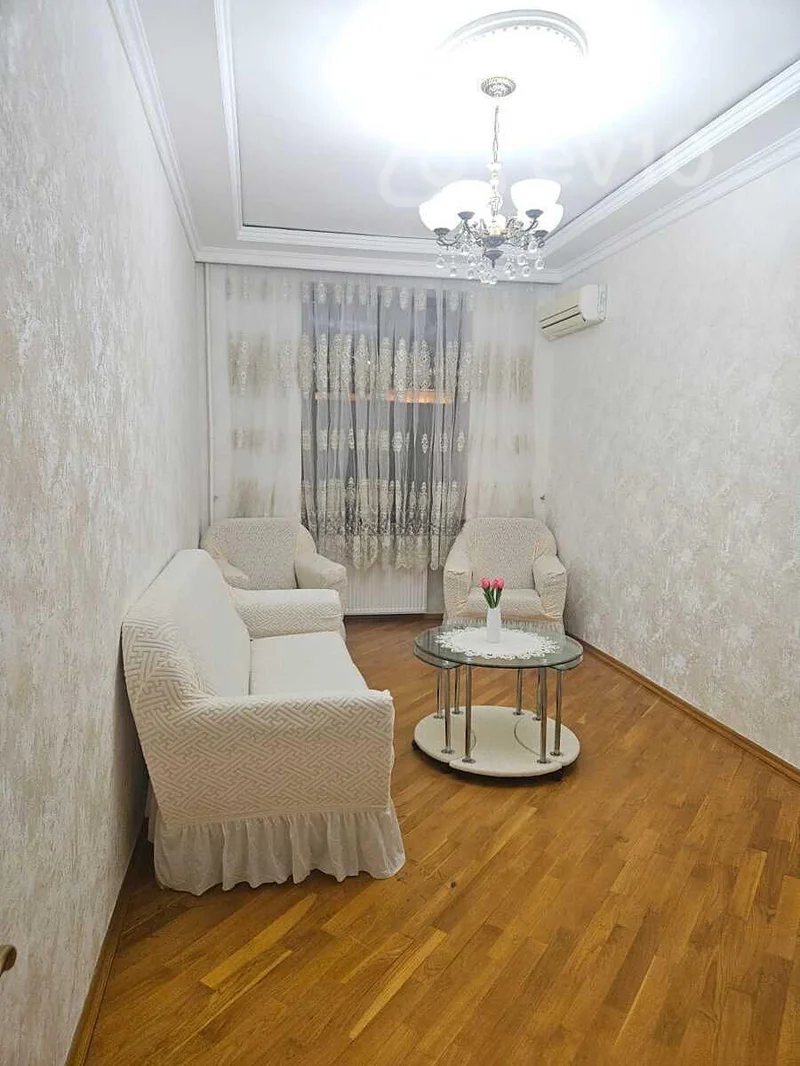 2 otaqlı mənzil, 60 m², Azərbaycan pr — kirayə — Bakı