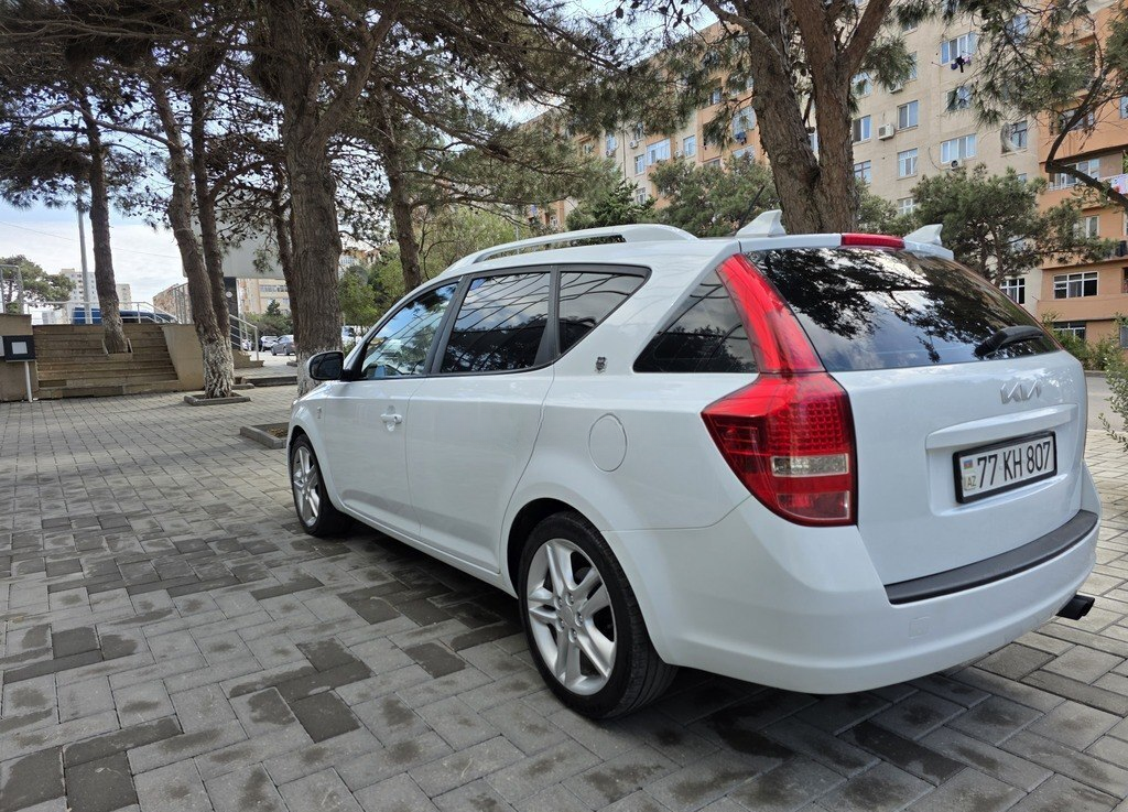 Kia Ceed SW, 2009 il, 331405 km, 1.6 L 77-KH-807 — Avtomobillər (3)