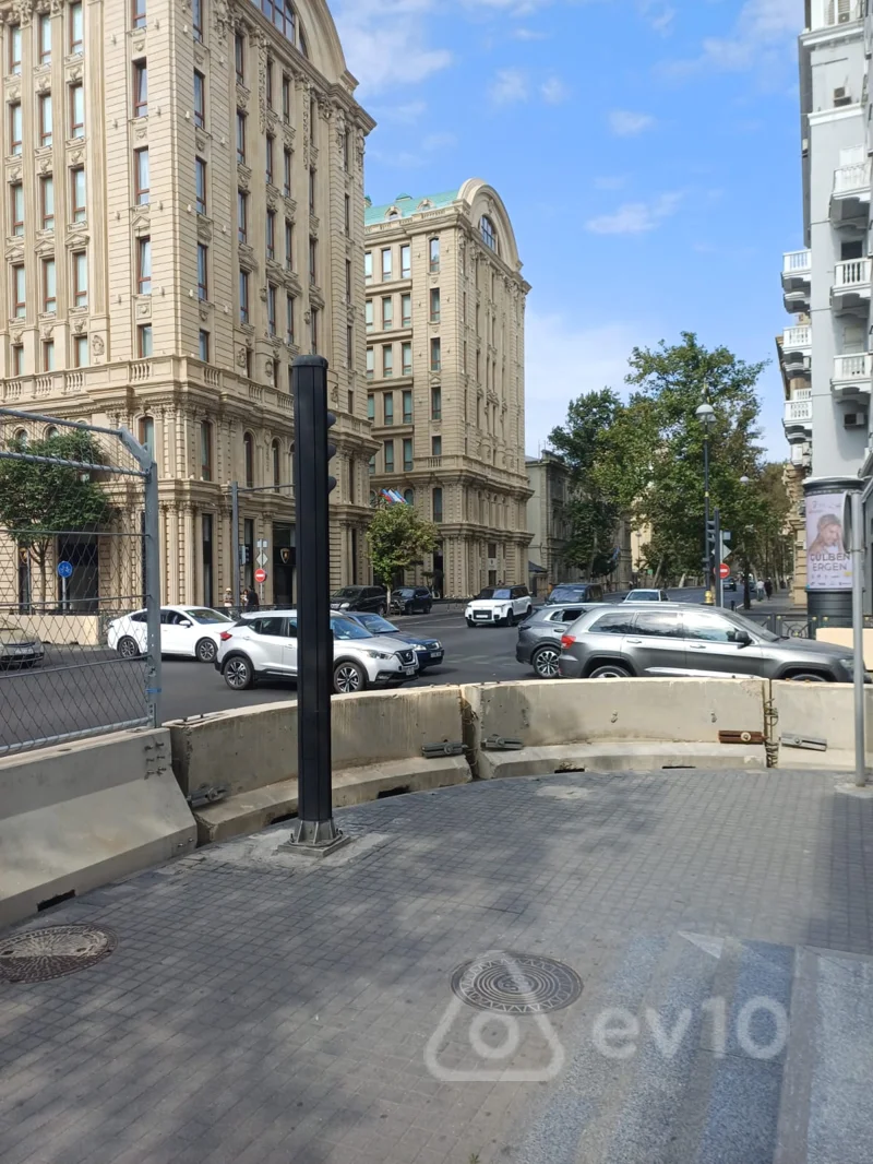 3 otaqlı mənzil, 90 m², Zərifə Əliyeva — kirayə — Bakı