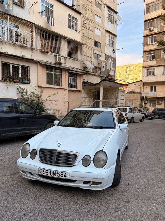 Mercedes E 220, 2.2 L, 2001 il, 400 000 km 99-DM-584 — Avtomobillər, Bakı (9)
