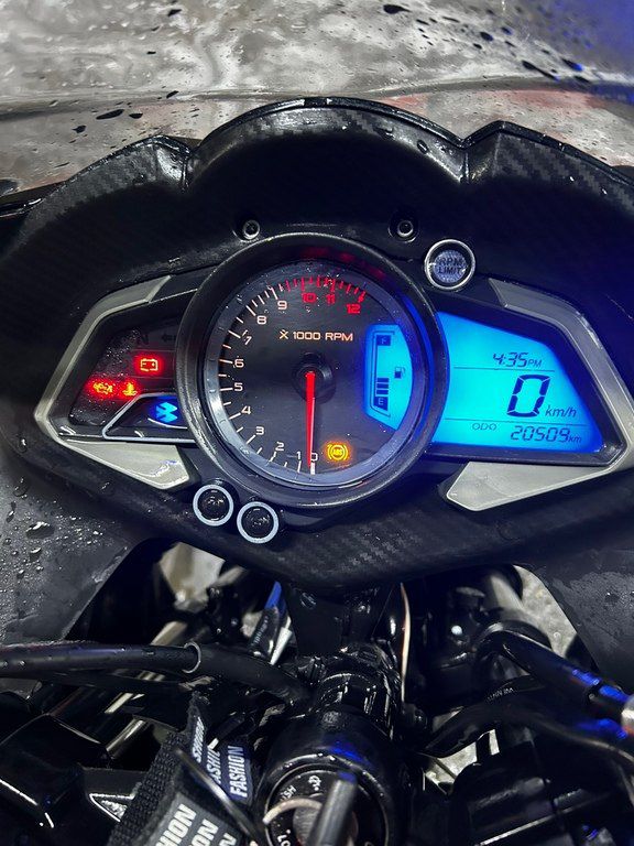 Bajaj Pulsar RS 200, 200 sm3, 2022 il, 21 000 km — Motosikletlər, Bakı (11)