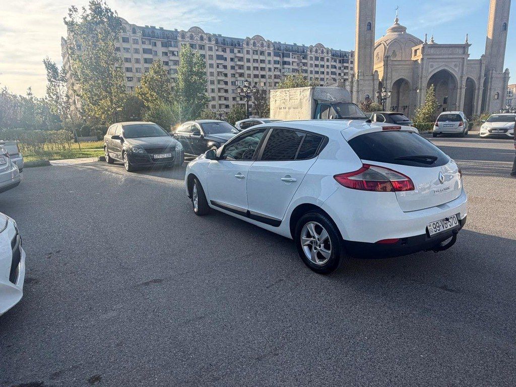 Renault Megane, 1.5 L, 2010 il, 347 787 km 99-VB-570 — Avtomobillər, Bakı (3)