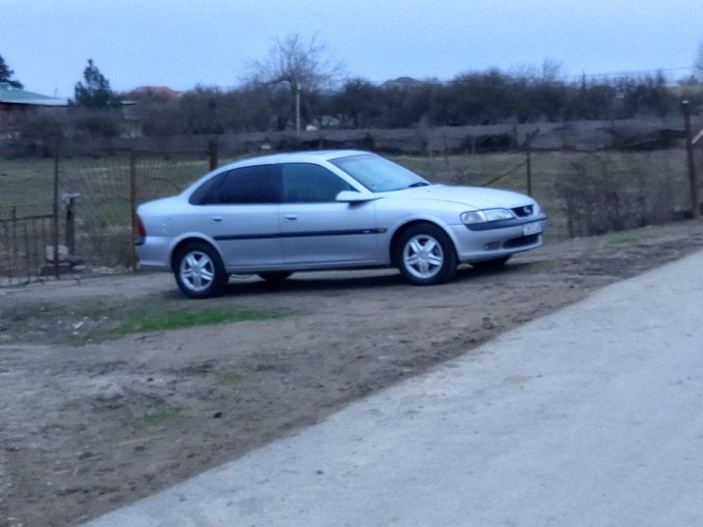 Opel Vectra, 2.0 L, 1996 il, 200 000 km 99-ZL-489 — Avtomobillər, Şirvan (6)