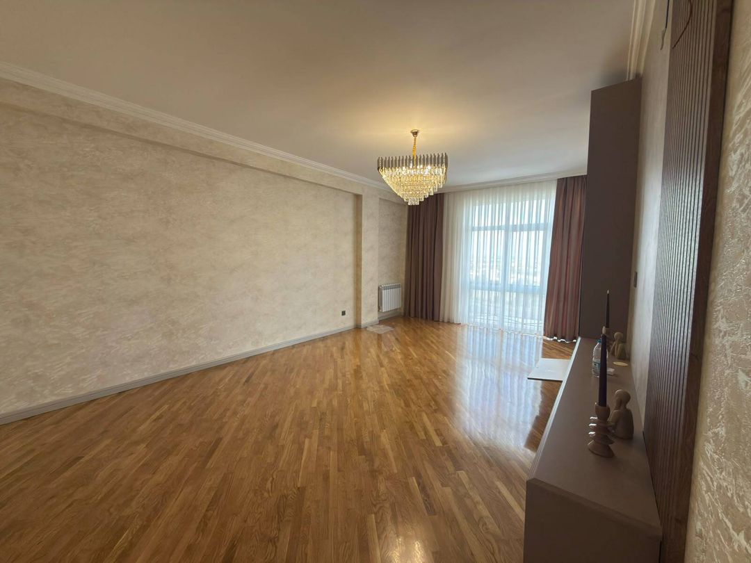 Satılır 2 otaqlı yeni tikili 85 m² — Mənzil, Bakı (2)