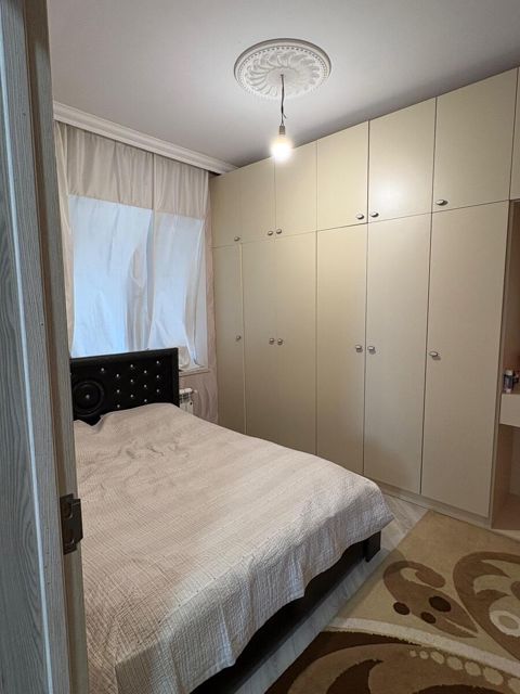 Satılır 3 otaqlı həyət evi/bağ evi 75 m² — Bakı