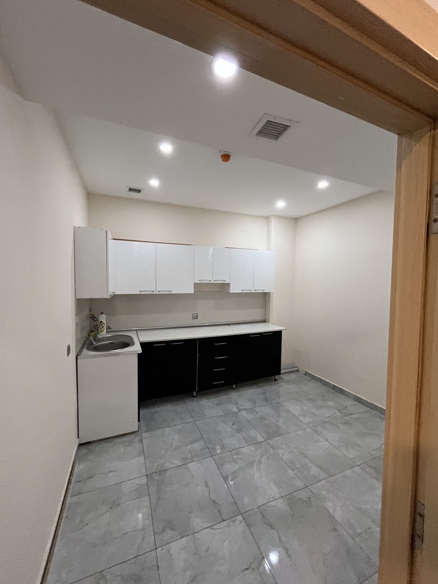 İcarəyə verilir 4 otaqlı ofis 245 m² — Ofis, Bakı (12)