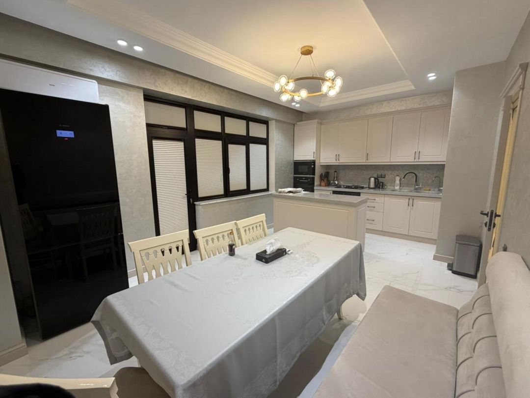 Satılır 5 otaqlı yeni tikili 234 m² — Mənzil, Bakı (9)
