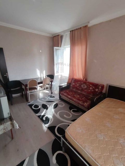Satılır 1 otaqlı köhnə tikili 45 m² — Bakı