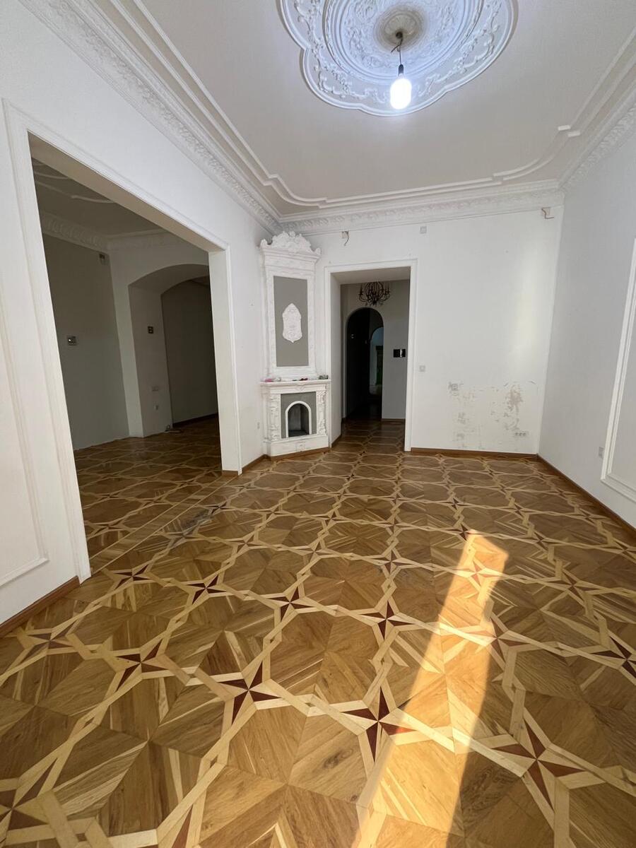 Satılır 4 otaqlı köhnə tikili 102 m² — Mənzil, Bakı (6)