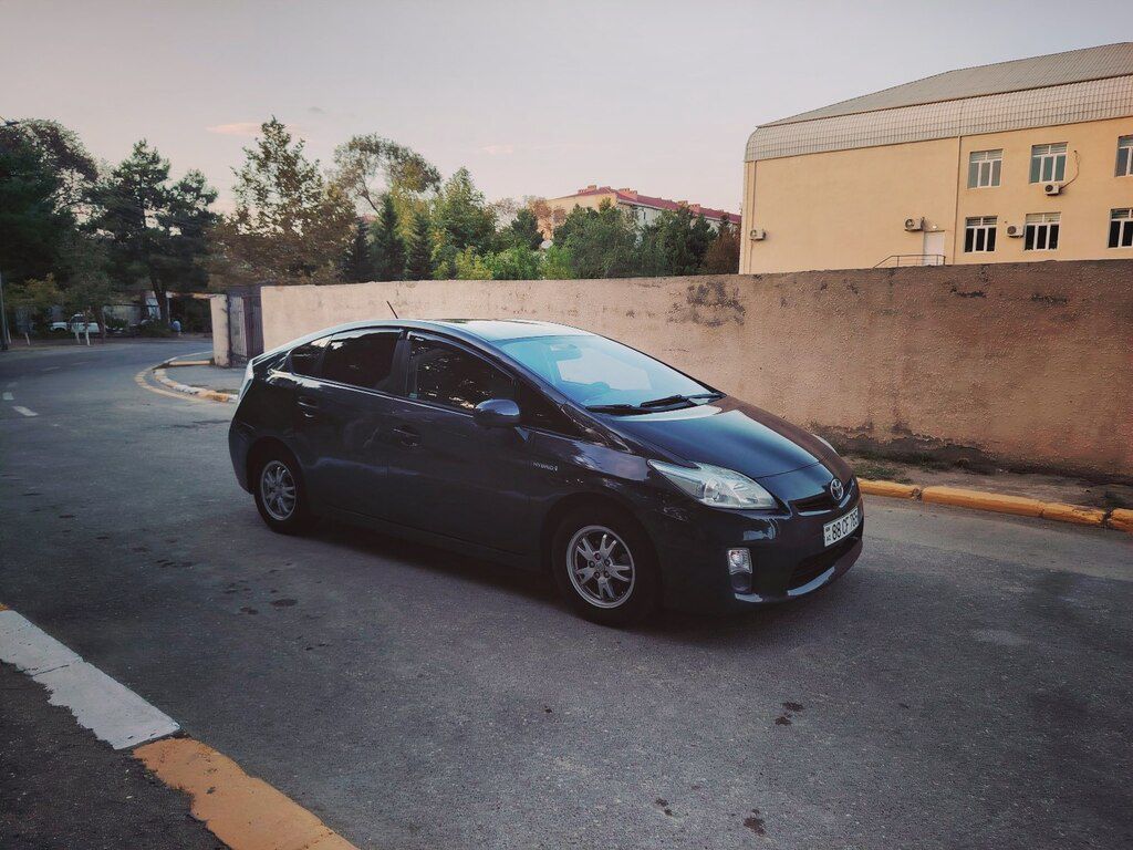Toyota Prius, 1.8 L, 1.3 kWh, 2010 il, 177 028 km — Avtomobillər, Sumqayıt (5)