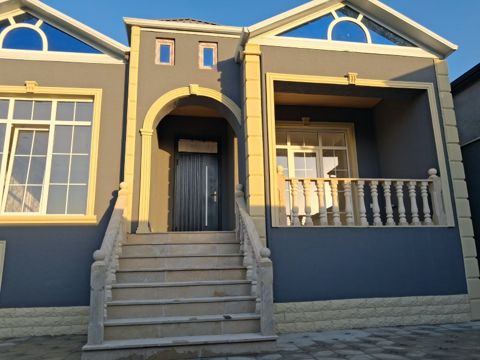 Satılır 4 otaqlı həyət evi/bağ evi 125 m² — Bakı