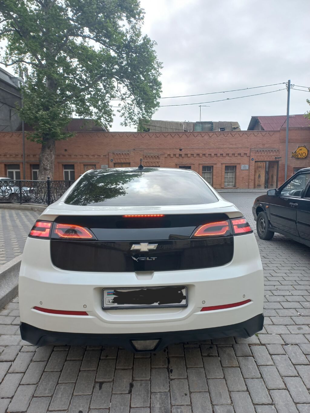 Chevrolet Volt – plug-in hibrid liftbek - Kuzov: 5 qapılı liftbek, ağ — Avtomobillər, Gəncə (3)