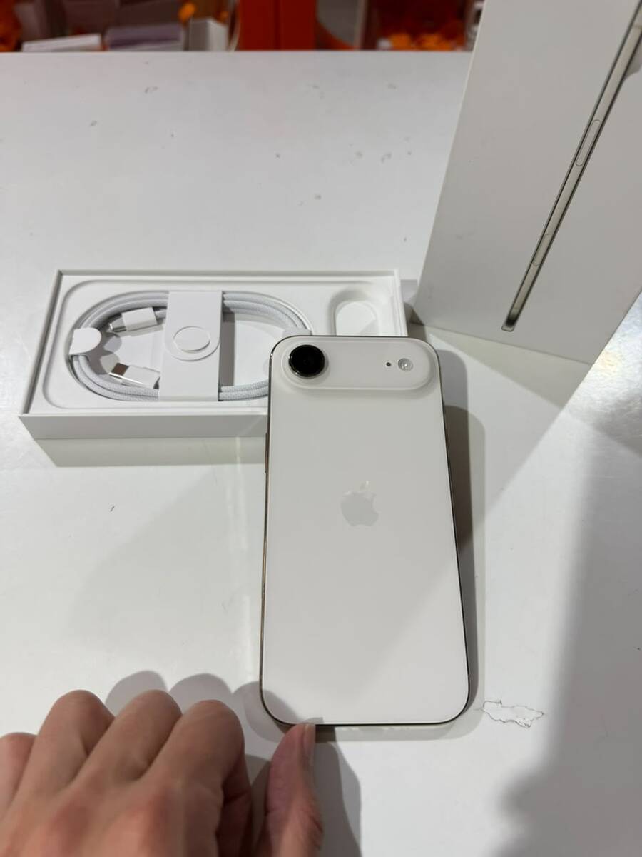 Apple iPhone Air Light Gold 256GB/8GB — Smartfonlar, Bakı