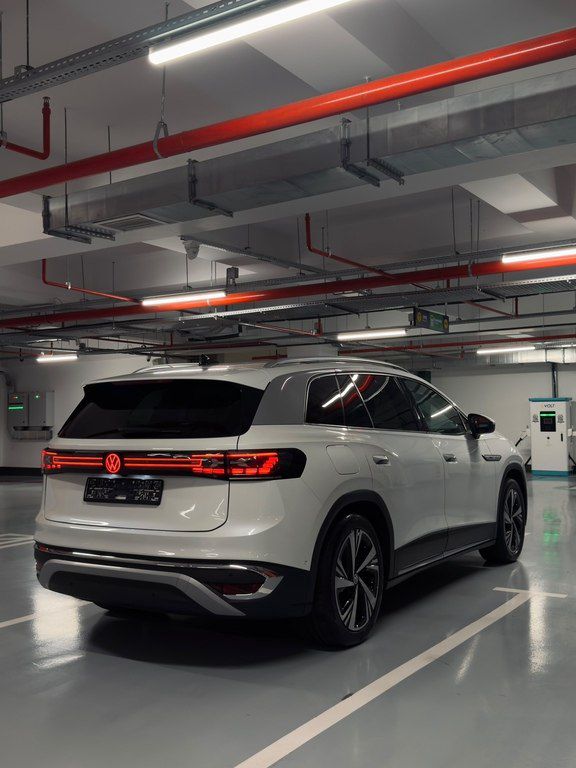 Volkswagen ID.6 Crozz, 84.8 kWh, 2022 il, 28 000 km — Avtomobillər, Bakı (7)
