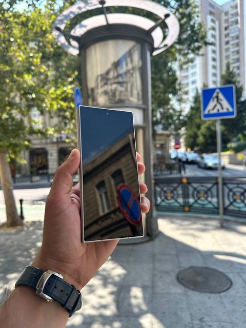 Samsung Galaxy Z Fold 7 Silver Shadow 256GB/12GB — Bakı