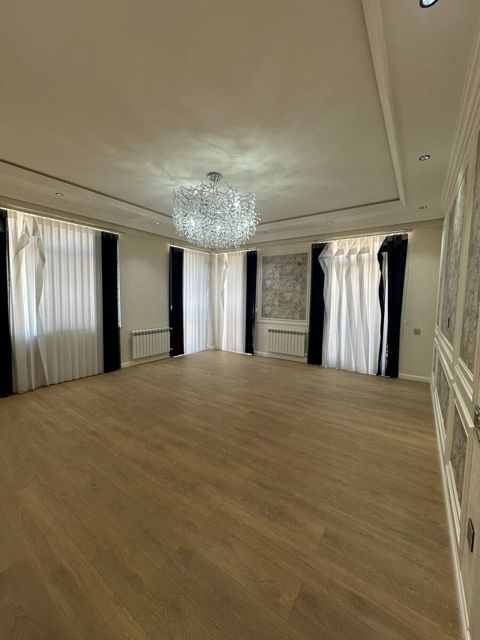 Satılır 2 otaqlı yeni tikili 90 m² — Bakı