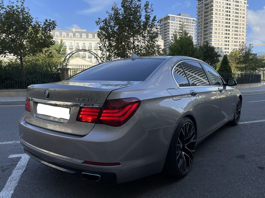 BMW 740, 3.0 L, 2014 il, 138 000 km — Avtomobillər, Bakı (5)
