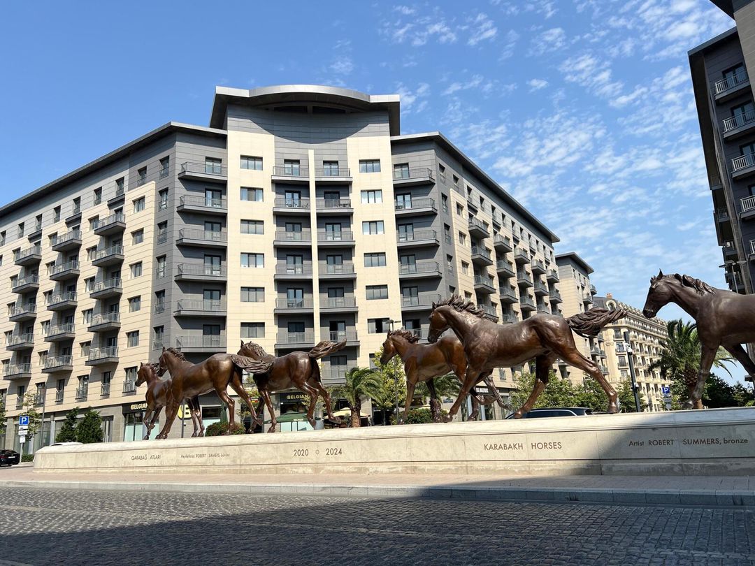 Satılır 3 otaqlı yeni tikili 134 m² — Mənzil, Bakı (2)