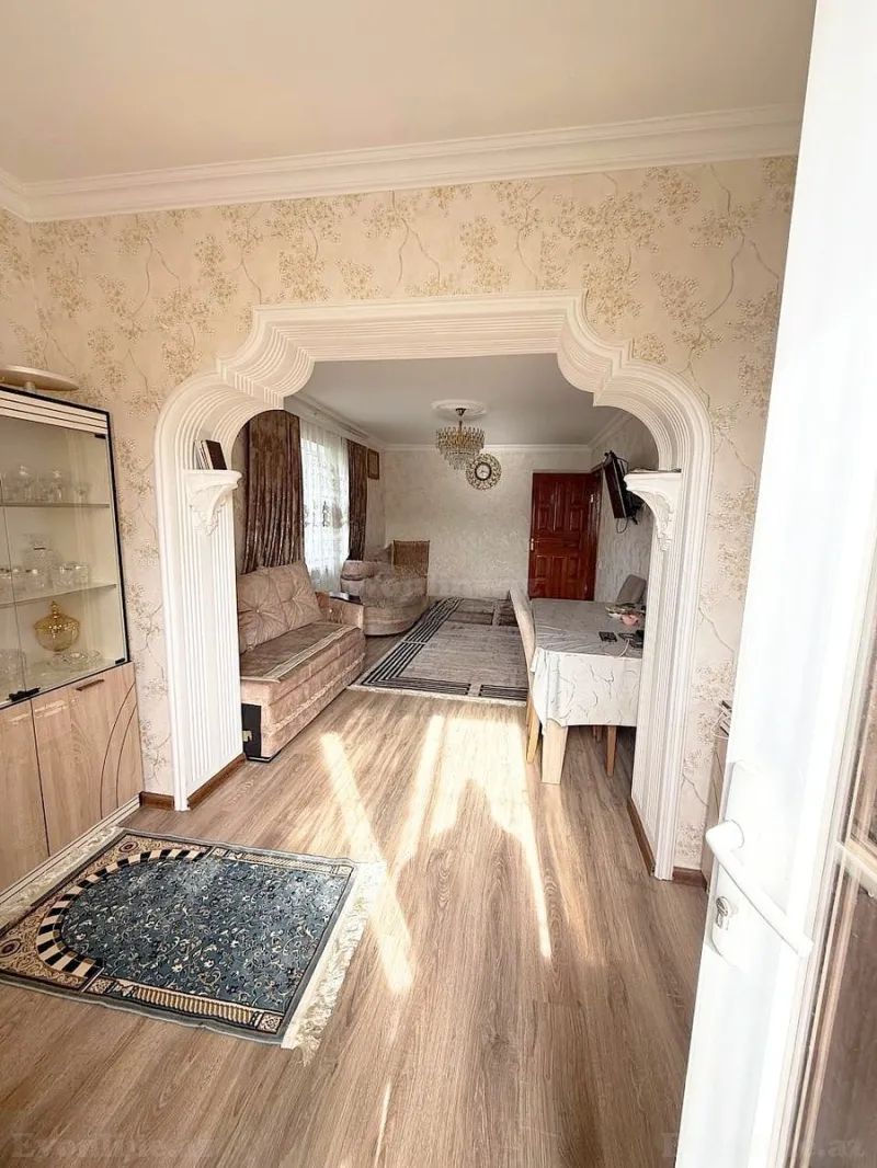 Satılır 4 otaqlı Mənzil Köhnə tikili 90 m² Bakı, Yasamal r., Nizami m — Mənzil, Bakı (2)