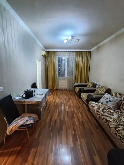 İcarəyə verilir 2 otaqlı köhnə tikili 54 m² — Bakı