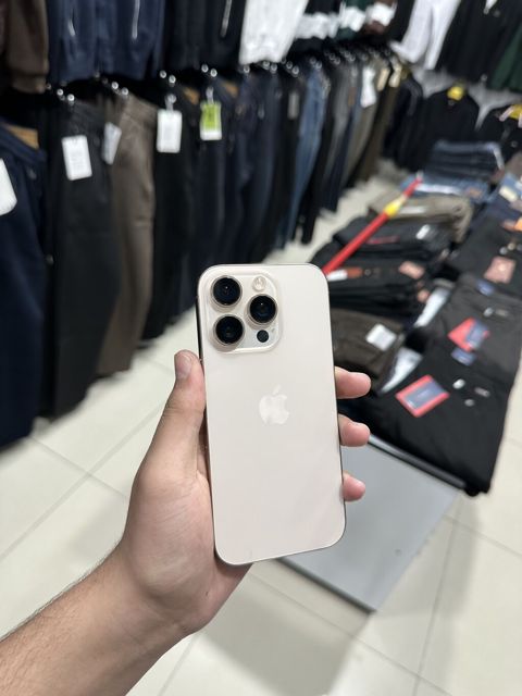 IPhone 16 Pro, 256 GB, Rose Gold, Face ID — Bakı