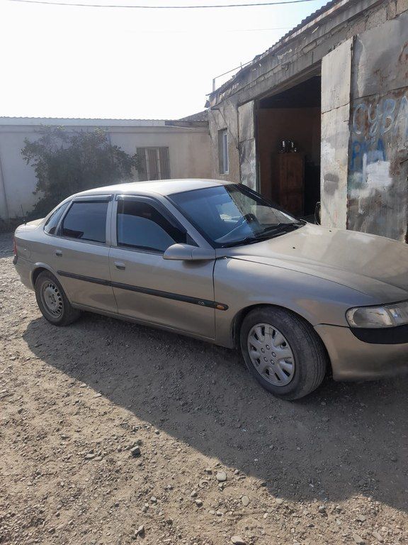 Opel Vectra, 1.8 L, 1996 il, 260 000 km — Avtomobillər, Xaçmaz (3)