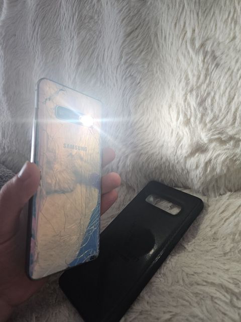 Samsung Galaxy S10 Plus, 128 GB, Qırıq — Masazır