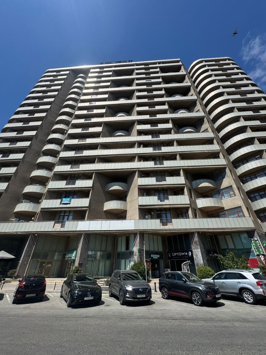 Satılır 4 otaqlı yeni tikili 186 m² — Mənzil, Bakı (2)