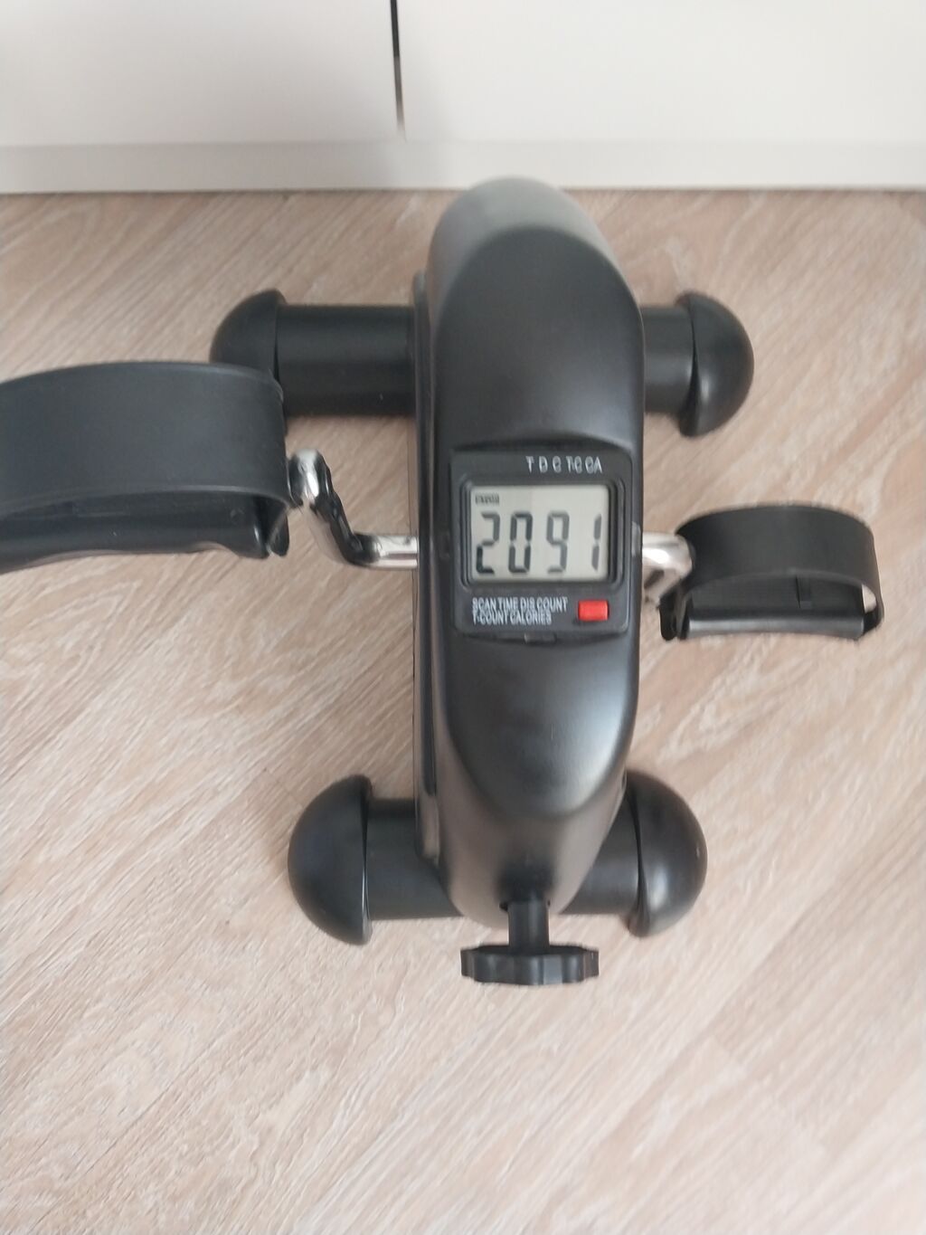 Mini velosiped/ayaq-qol pedalı – kompakt kardio və reabilitasiya — Velosiped simulyatorları, Bakı (4)