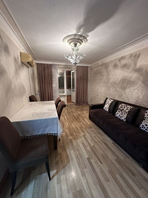 İcarəyə verilir 2 otaqlı köhnə tikili 45 m² — Bakı