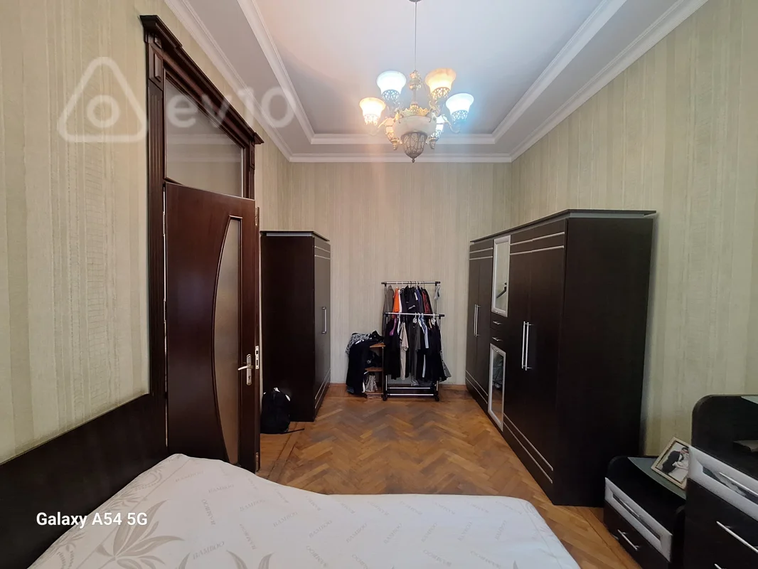 6 otaqlı mənzil, 200 m², Bülbül prospekti — Mənzil, Bakı (2)
